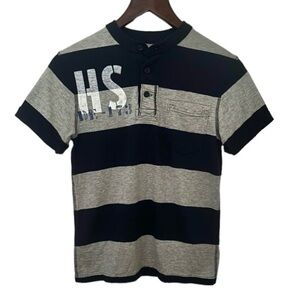 Gap Navy and Grey Graphic Print Short Sleeve Henley Tee Size Medium